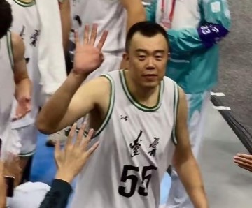 赛事直播-辽宁日报：原辽篮队长韩德君有望加入“东北超”沈阳队